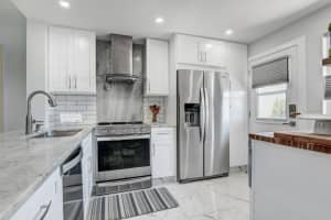 2871 N Ocean Blvd APT D214, Boca Raton, FL 33431, Sold 06/21/22